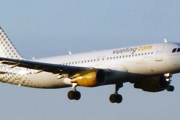 Самолет Vueling // Travel.ru