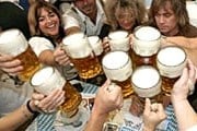 Пиво - в числе достопримечательностей Чехии. // journeyetc.com