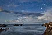 Ночное небо над полуостровом Айверах // Peter Cox