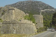 Стены Стона тянутся на 5 километров. // Wikipedia