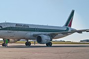 Самолет Alitalia // Travel.ru