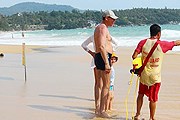 Несколько недель спасателей на пляжах не будет. // novostiphuketa.com