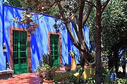 Дом и сад Фриды Кало в Койоакане // theguardian.com