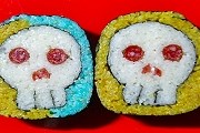 "Скелетные суши" - фирменное блюдо Тама-тян. // timeout.jp