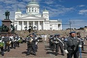 Военные парады в Хельсинки проходят летом. // visithelsinki.fi