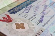 Желающим остаться надолго Таиланд предлагает обращаться за визами.  // charles taylor, Shutterstock.com