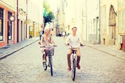 Осмотр города на велосипеде будет интереснее.  // Syda Productions, Shutterstock.com