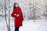 Красное пальто даст право бесплатного входа.  // AntonMaltsev, Shutterstock.com