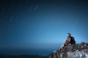 Звездное небо привлекает туристов.  // Dudarev Mikhail, Shutterstock.com