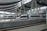 Высокоскоростные поезда китайских железных дорог // Travel.ru