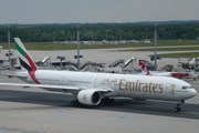 Boeing 777 Emirates // Travel.ru