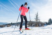 Равнинные лыжи сжигают больше калорий.  // Anze Bizjan, Shutterstock.com