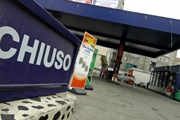 На главных автострадах Италии два дня бензин продавать не будут.
