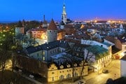 На Таллин можно посмотреть с высоты.  // Mikhail Markovskiy, Shutterstock.com