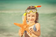 Сложности организации поездки туристов с детьми не пугают. // Sunny studio, Shutterstock.com