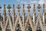 Отделка фасада Миланского собора // Louis W, Shutterstock