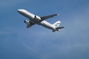 Самолет Aegen Airlines // Travel.ru