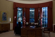 Президент США в Овальном кабинете