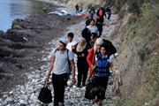 Эти беженцы прибыли на остров Лесбос. // wsimag.com