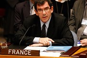 Жан-Морис Рипер заявил о желании Франции упростить визовый режим для россиян. // Keith Bedford, Reuters