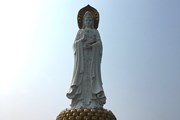 Статуя богини Гуаньинь