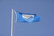 "Голубым флагом" отмечаются лучшие пляжи. // wikimedia.org