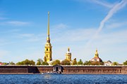 В Санкт-Петербурге - туристический бум.