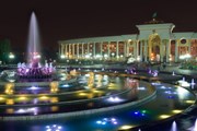Алма-Ата - самый крупный город Казахстана.