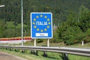 В Италии усилят меры безопасности. // YouTube