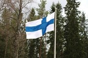 Финляндия открывает 2 КПП на границе с Россией // reijotelaranta / pixabay.com
