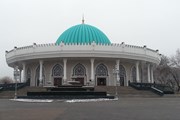 Uzbekistan Airways полетит из Ташкента в Махачкалу // Авторство: Sha849. Собственная работа, CC BY-SA 4.0, https://commons.wikimedia.org/w/index.php?curid=38164170
